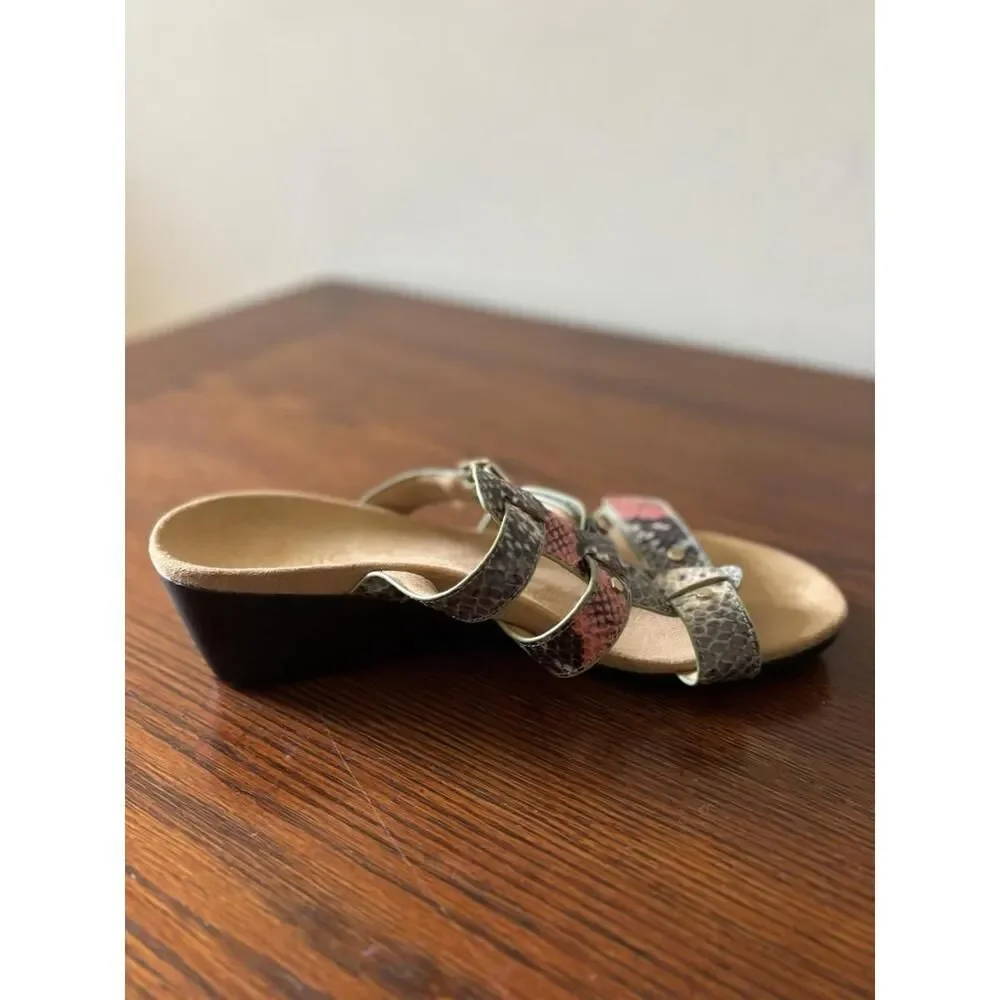 Vionic Radia Snake Print Wedge Sandals Women's Size 8 Orthaheel Triple Strap